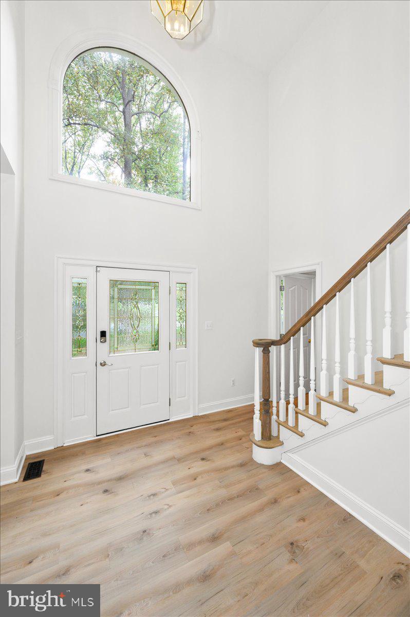 UPPER SENECA CREST - Residential