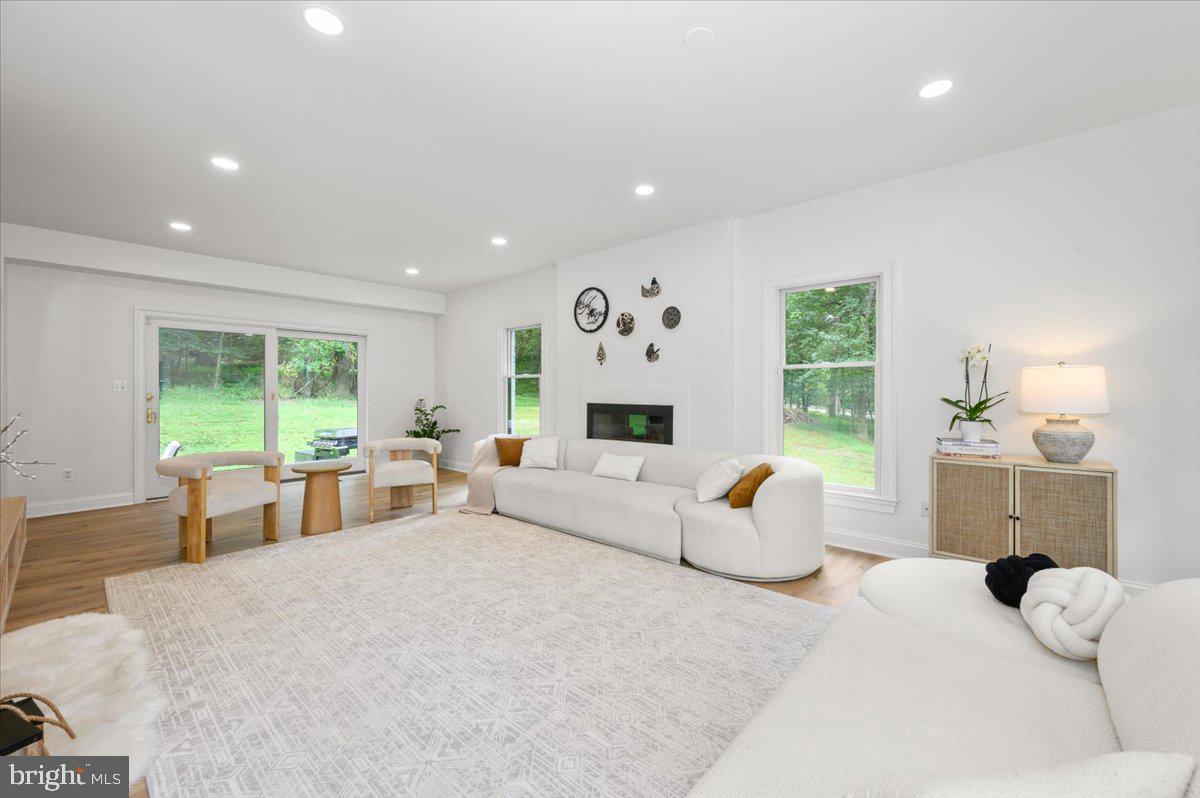 8225 HAWKINS CREAMERY ROAD