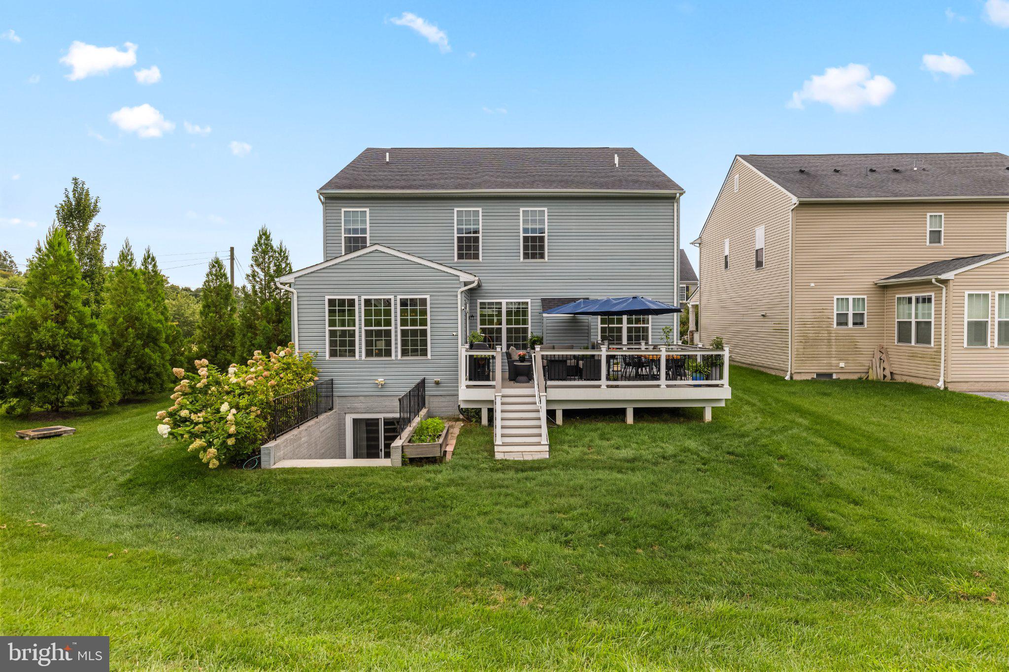 6106 FLUTIE LANE