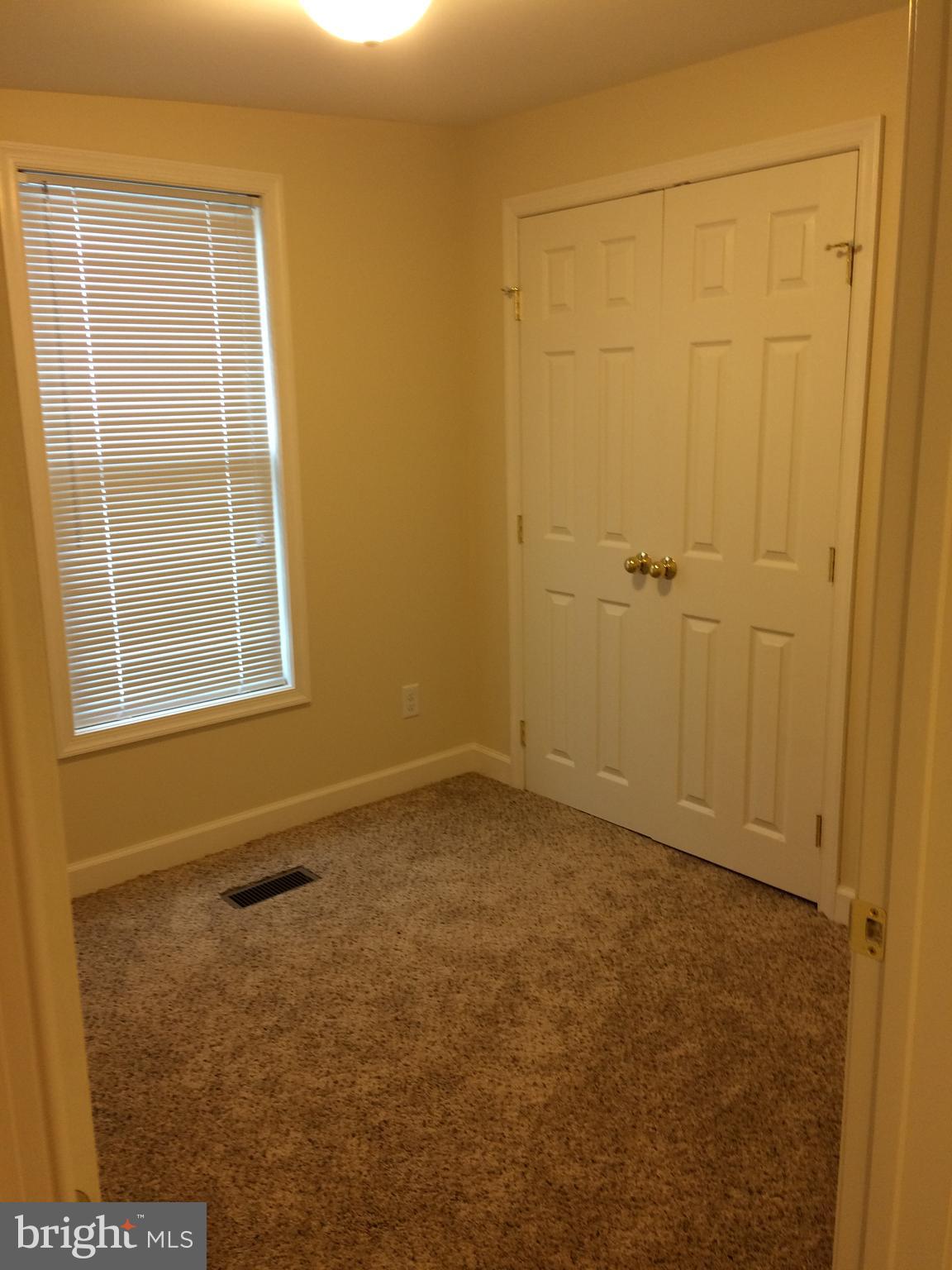 ASHBY MT. JACKSON - Residential Lease