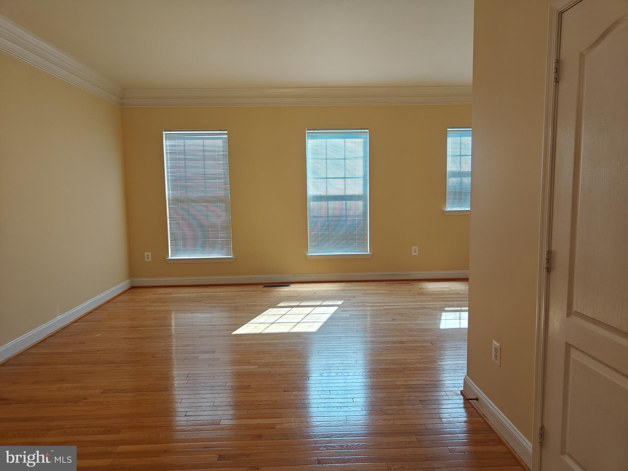 RIVER OAKS - Residential