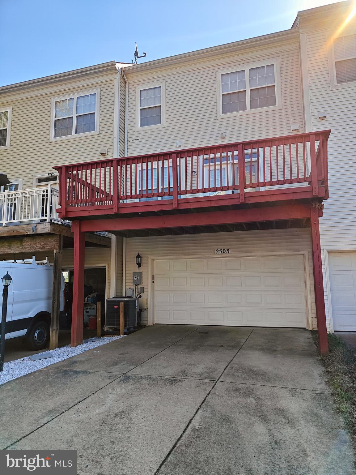 RIVER OAKS - Residential