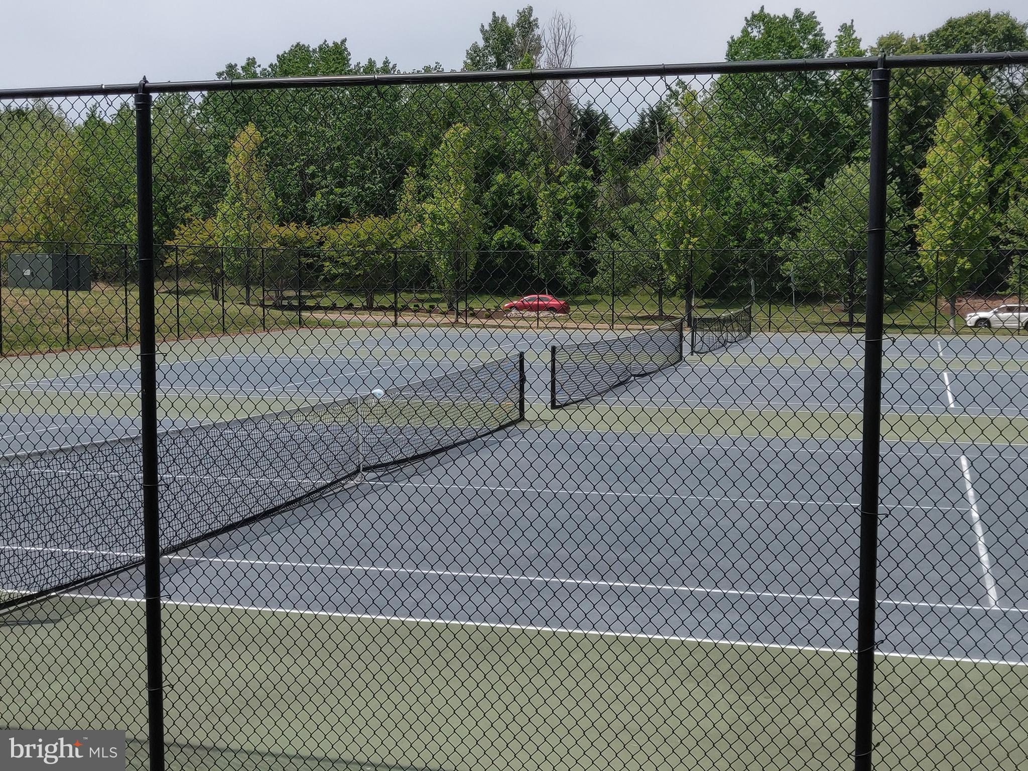 RIVER OAKS - Residential