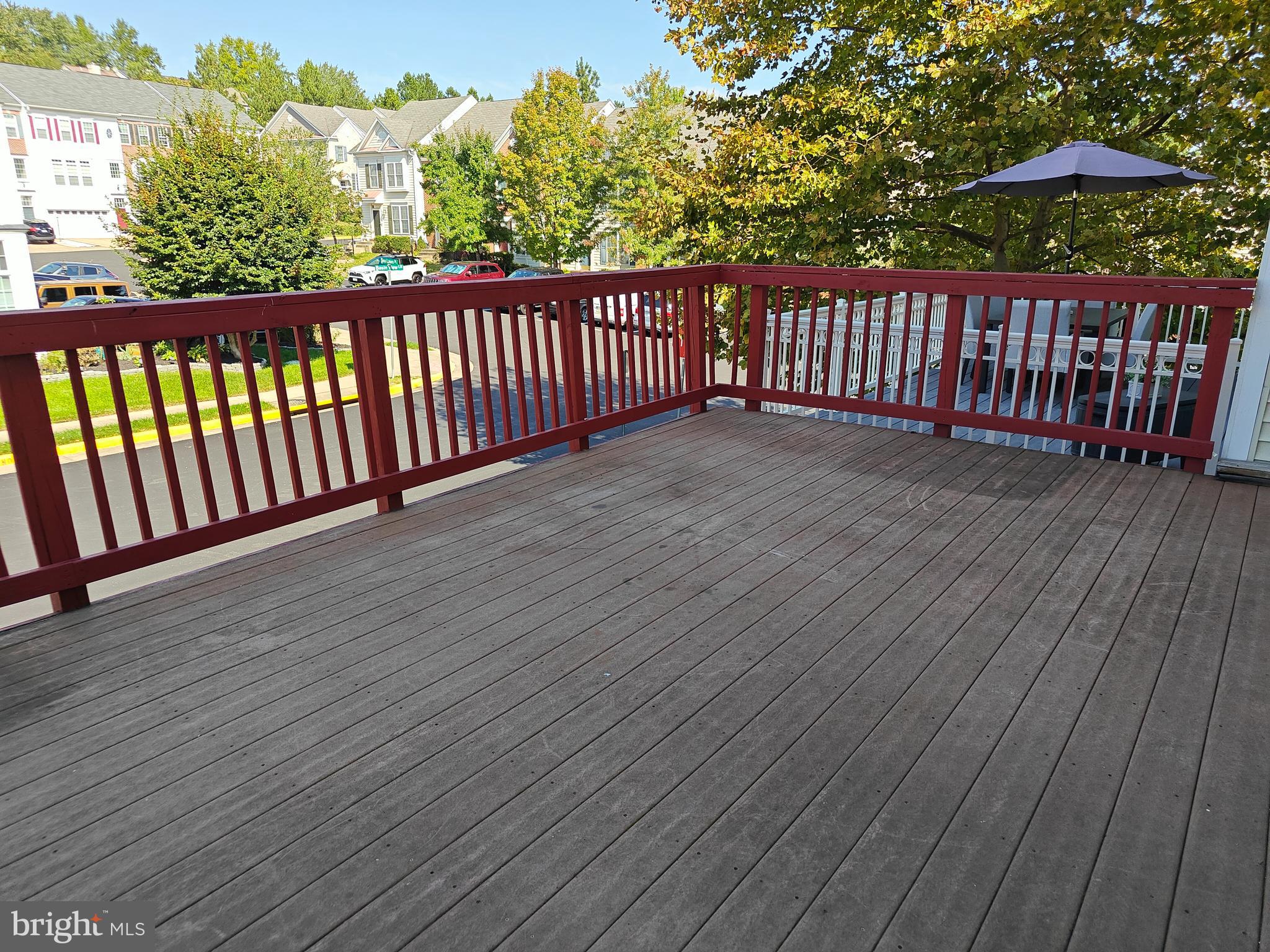 RIVER OAKS - Residential