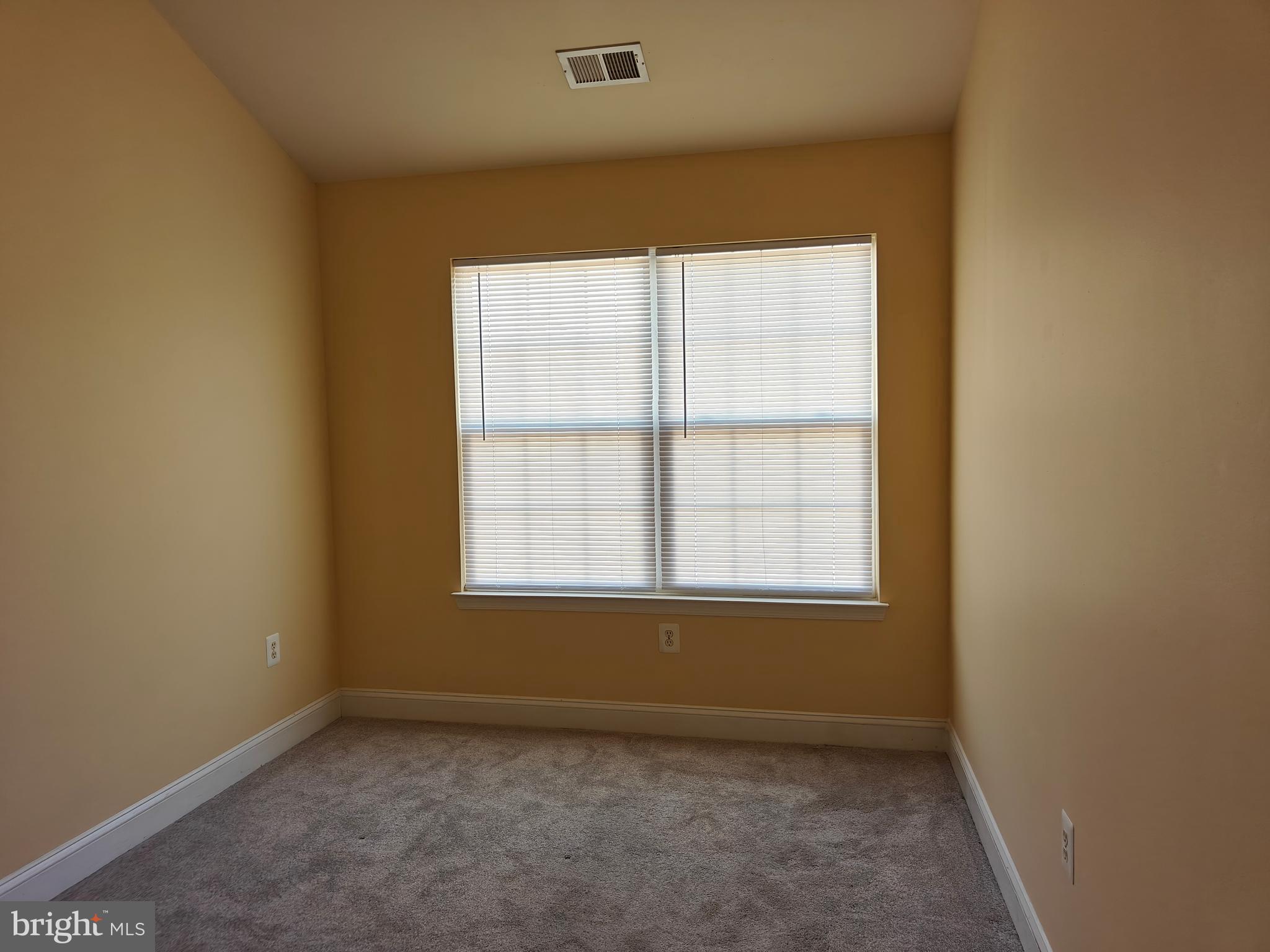 RIVER OAKS - Residential