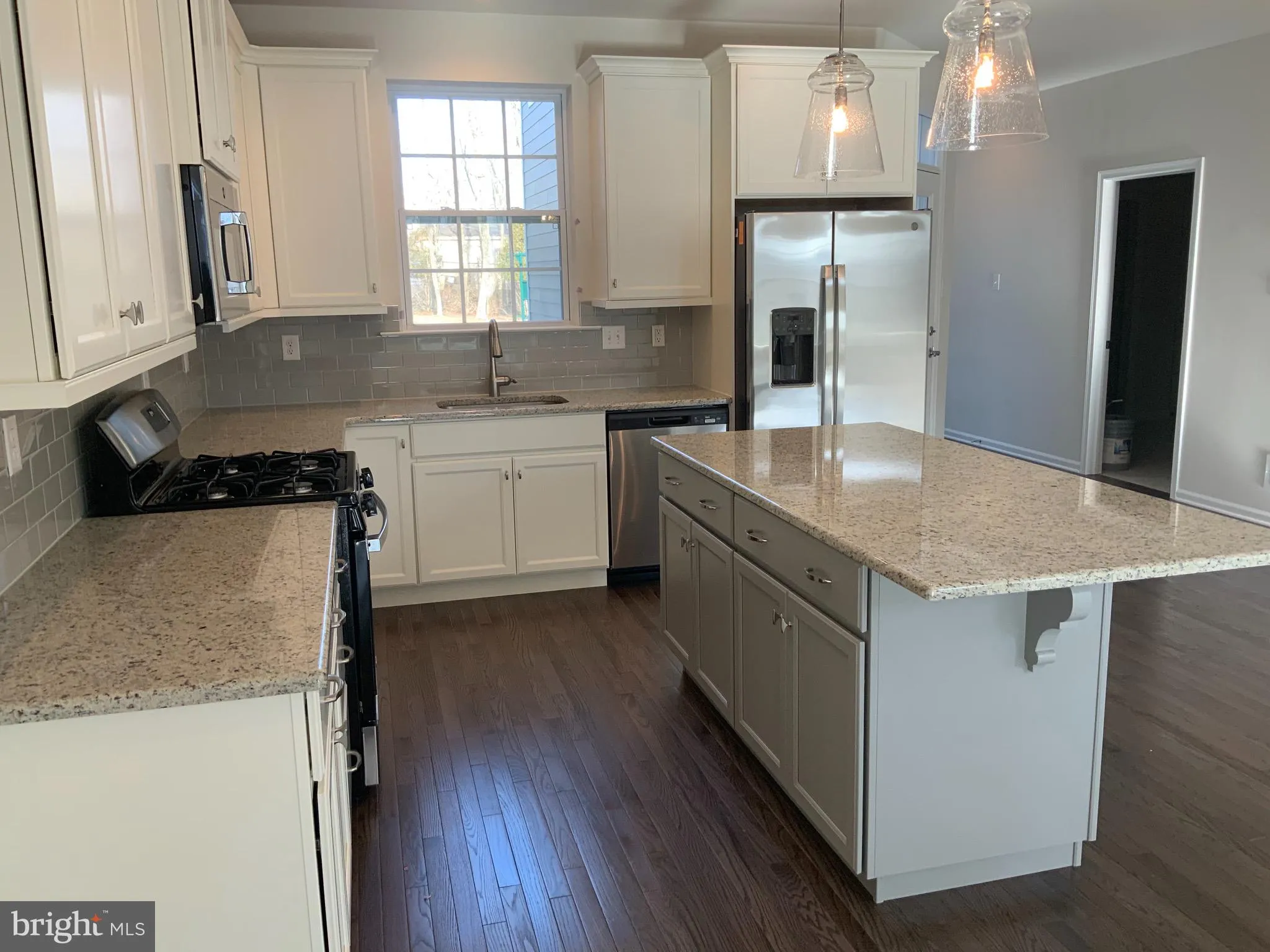 Malvern, Pennsylvania 19355, United States, 4 Bedrooms Bedrooms, ,3 BathroomsBathrooms,Residential,Active,33104