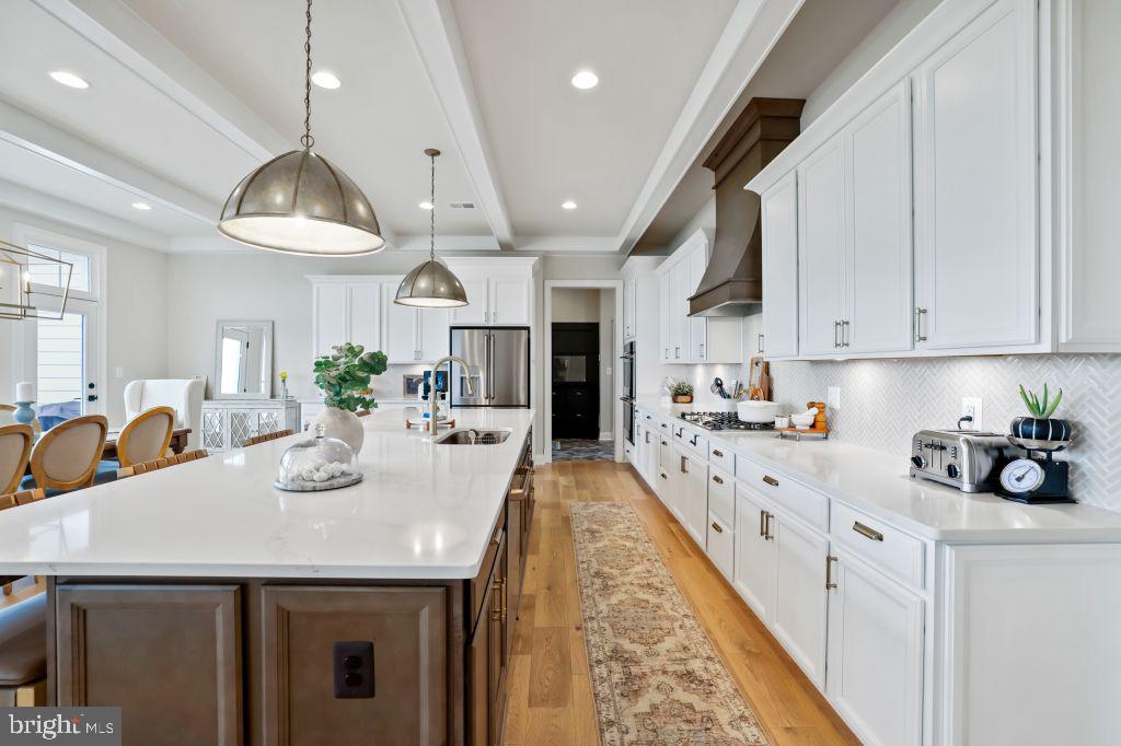 MEETINGHOUSE FARM - Residential