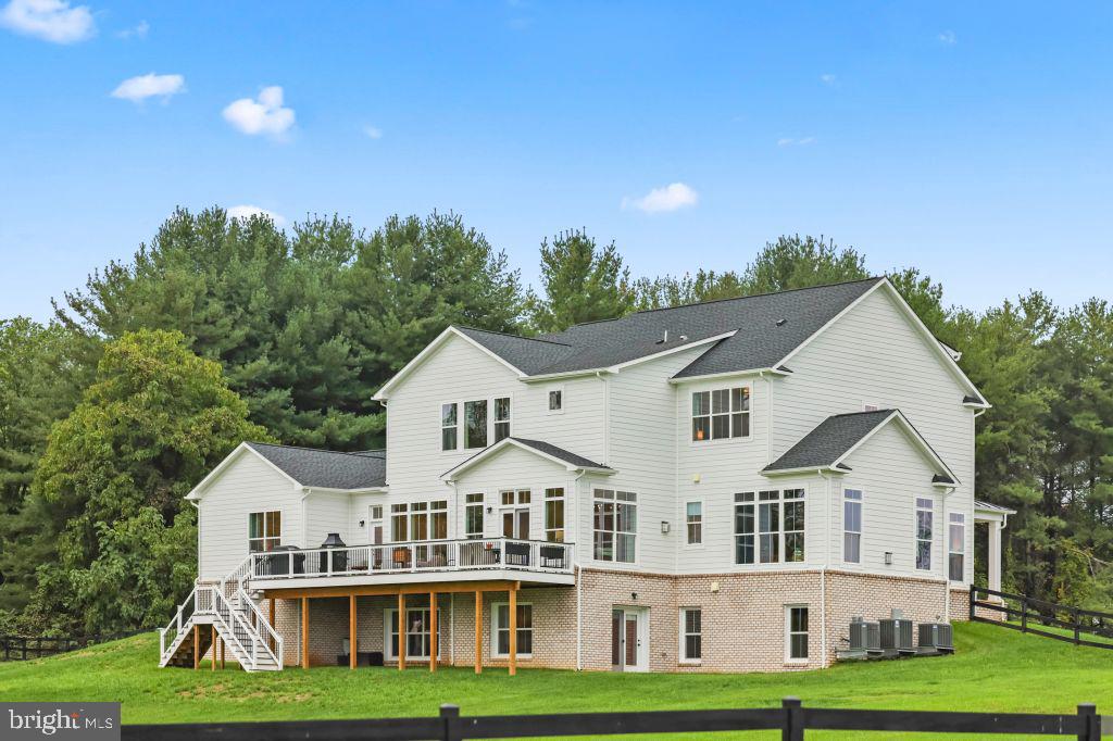 MEETINGHOUSE FARM - Residential