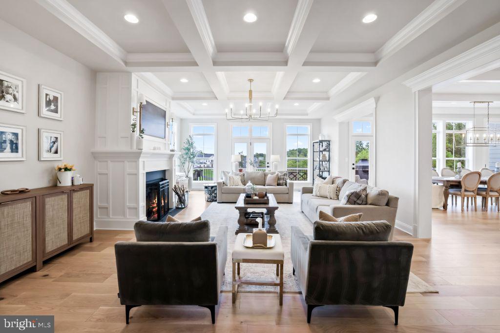 MEETINGHOUSE FARM - Residential