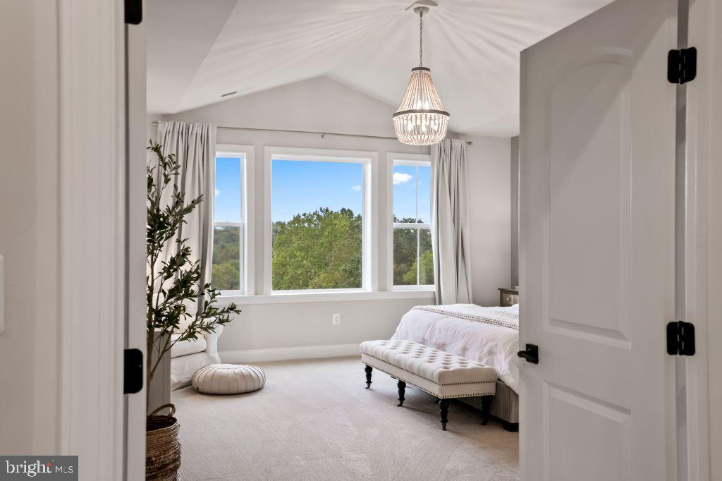 MEETINGHOUSE FARM - Residential