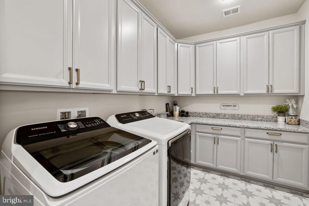 MEETINGHOUSE FARM - Residential