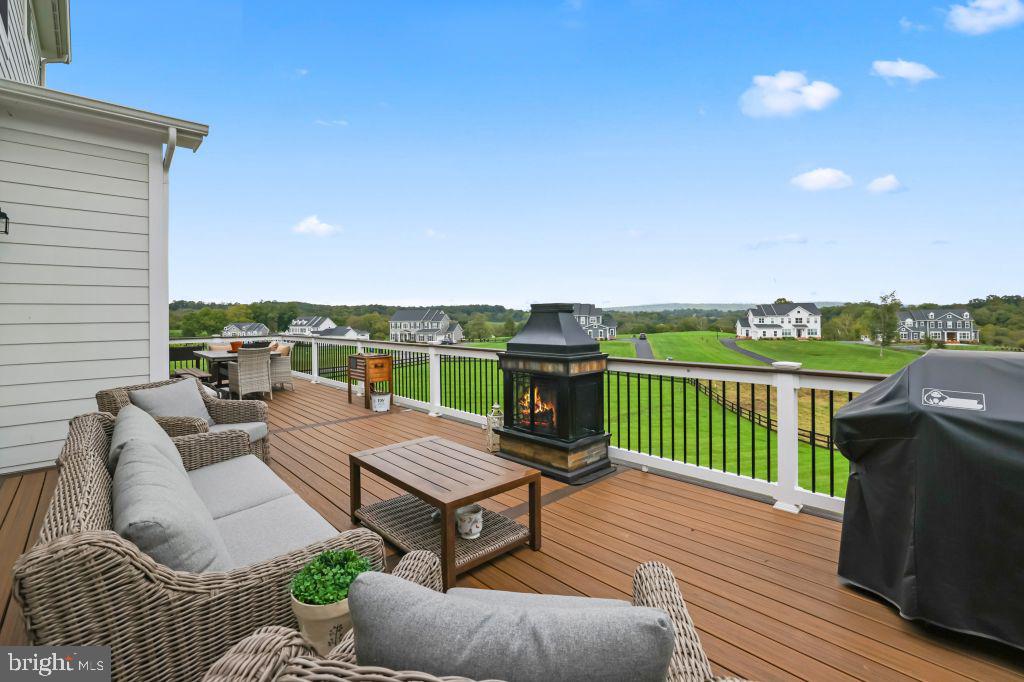 MEETINGHOUSE FARM - Residential