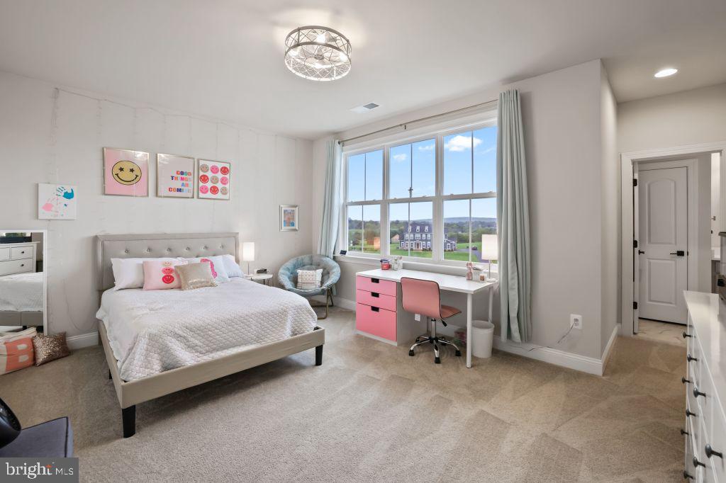 MEETINGHOUSE FARM - Residential