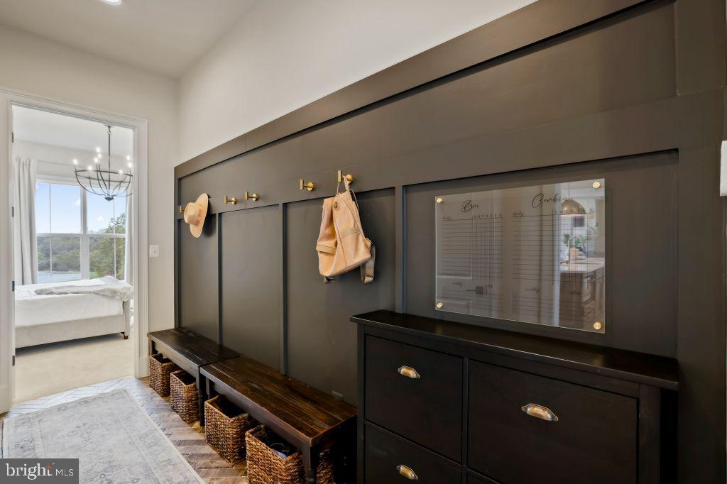 MEETINGHOUSE FARM - Residential