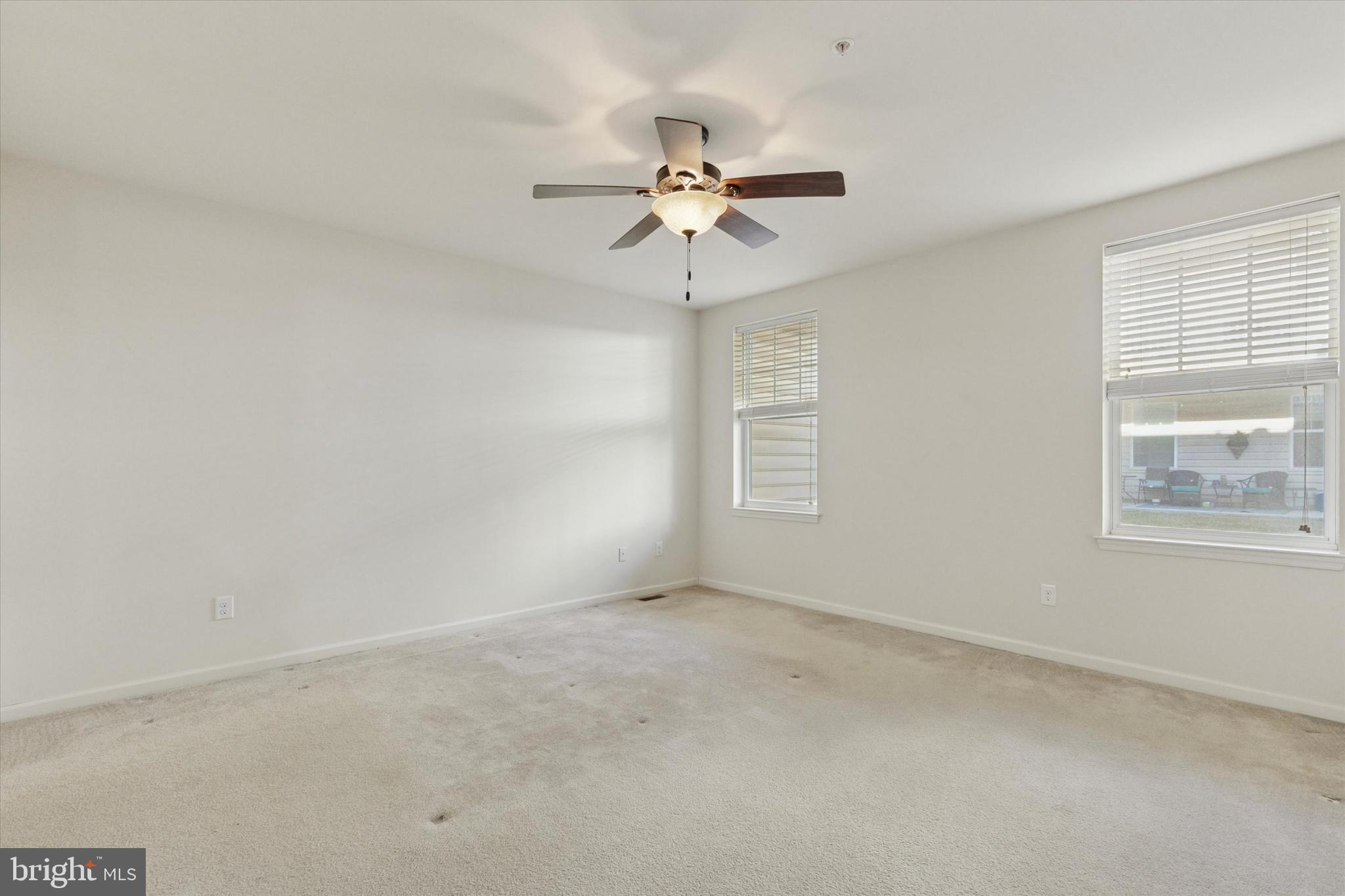 ENCLAVEATWILLIAMSTAD - Residential Lease