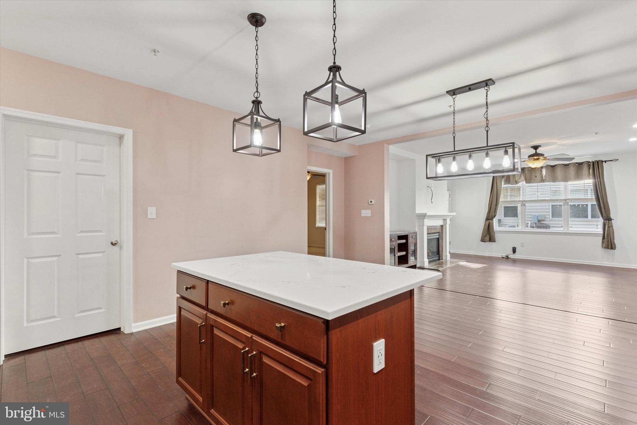 ENCLAVEATWILLIAMSTAD - Residential Lease