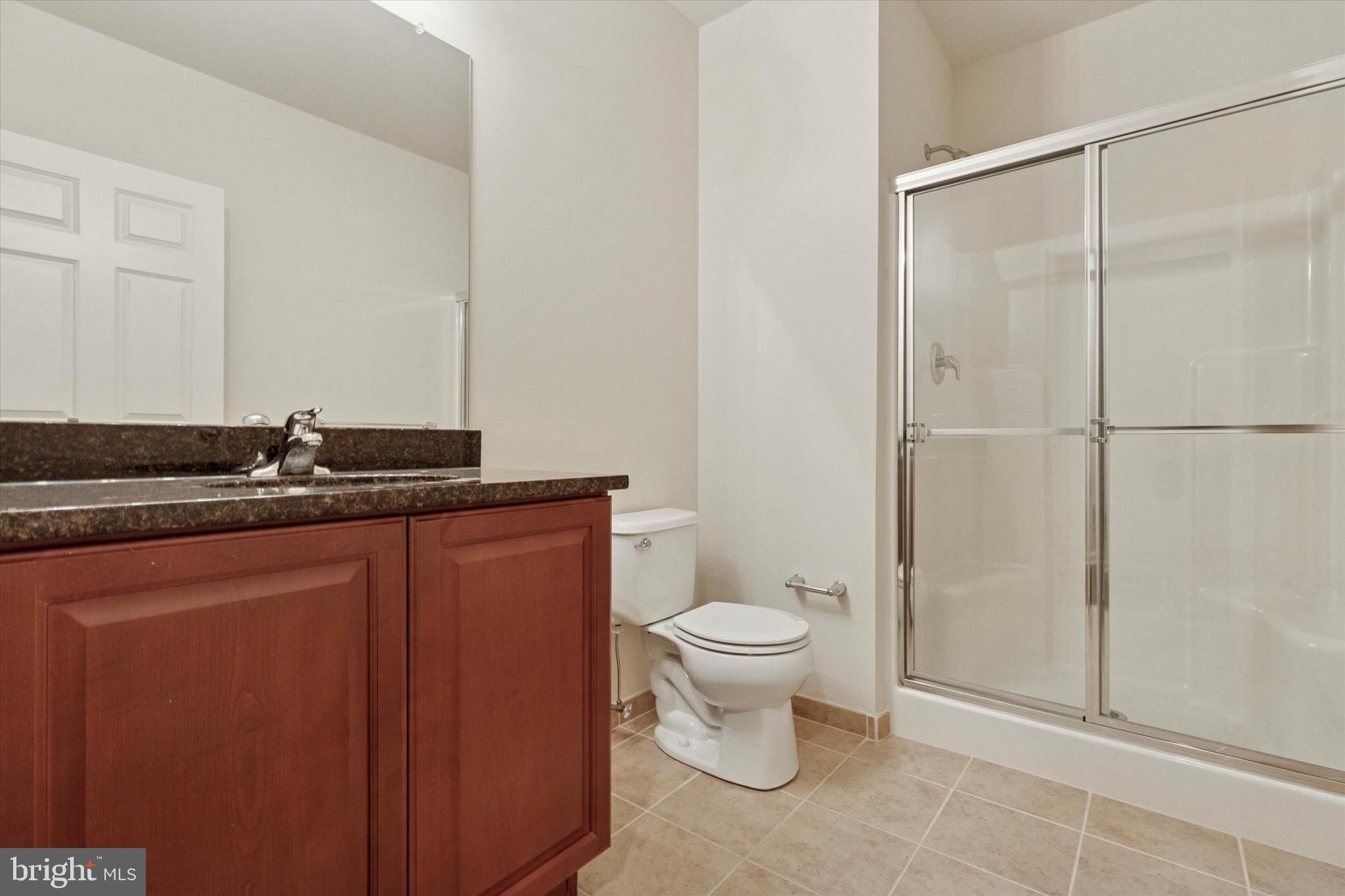 ENCLAVEATWILLIAMSTAD - Residential Lease