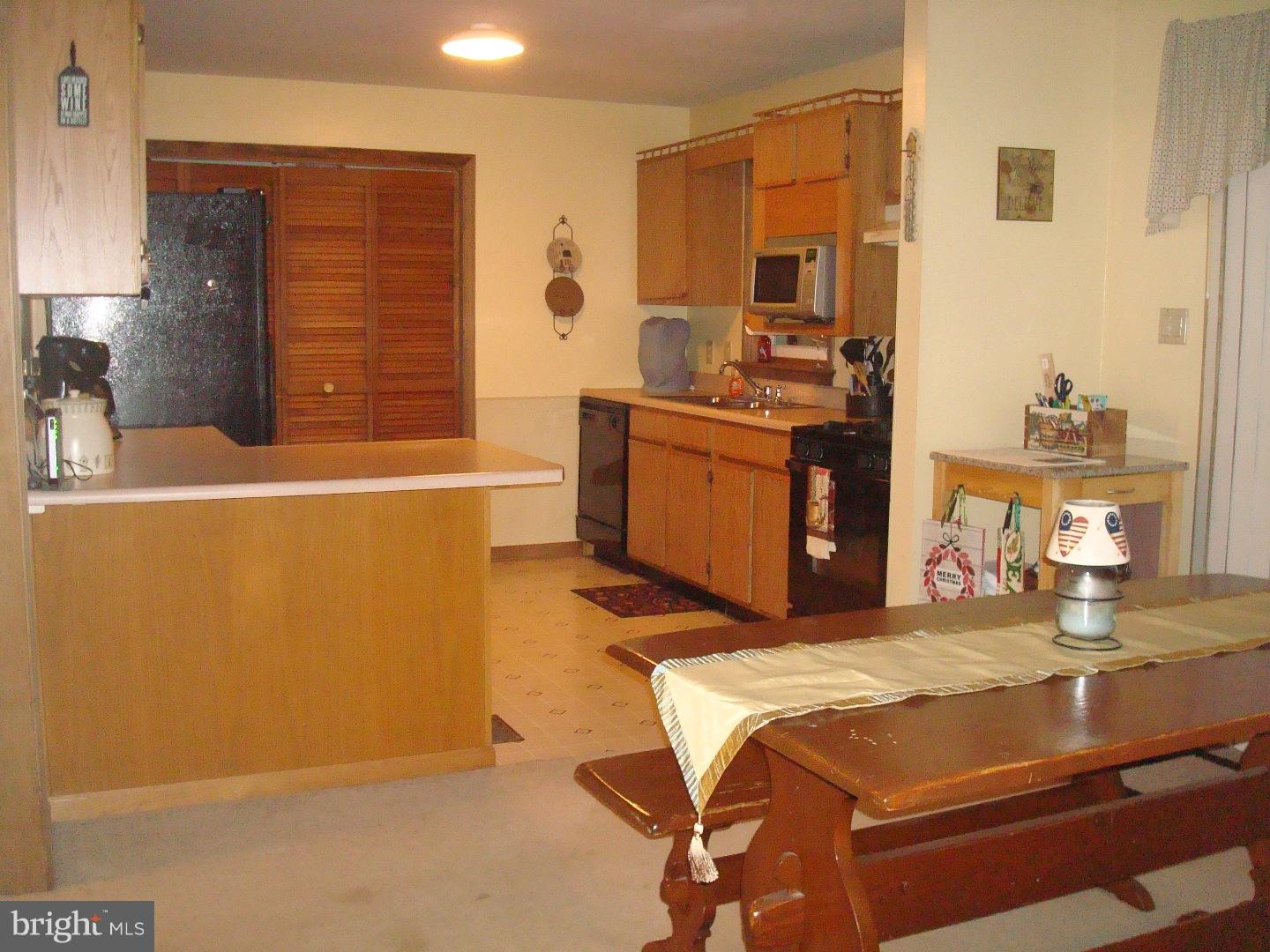 LAKE WYNONAH - Residential