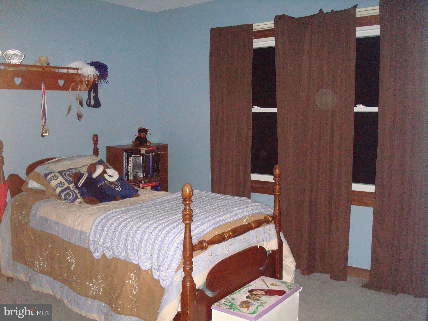 LAKE WYNONAH - Residential