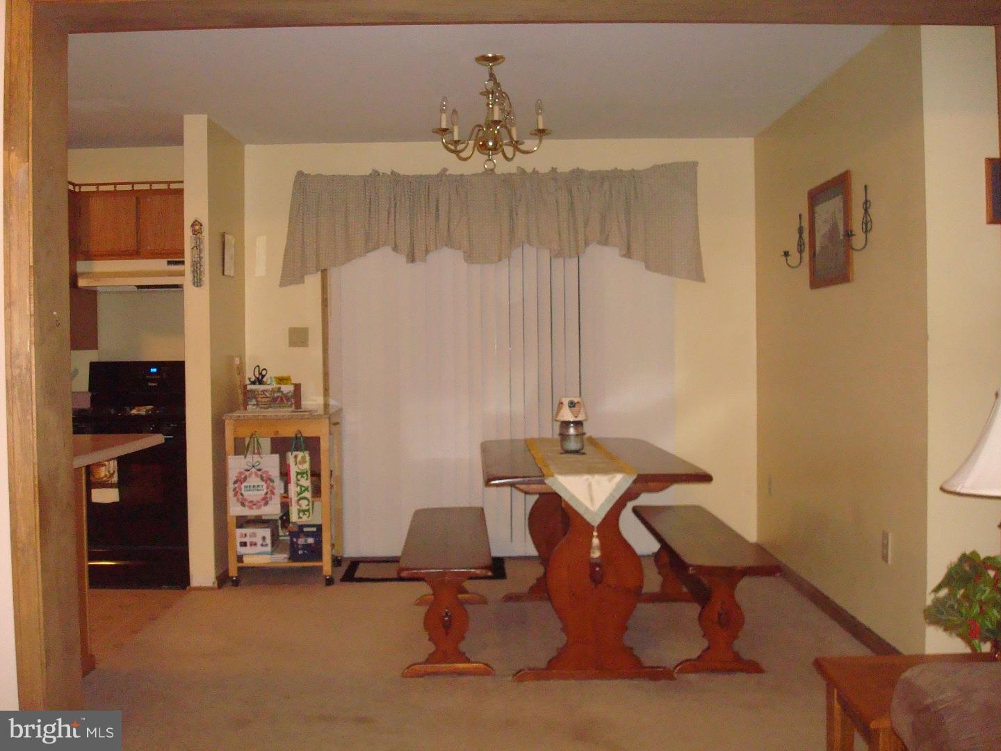 LAKE WYNONAH - Residential