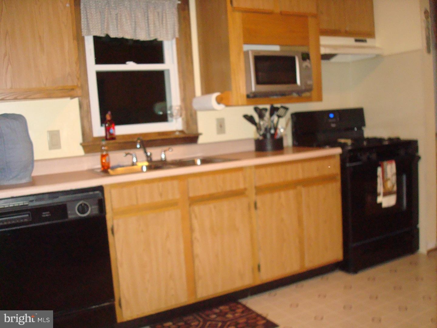 LAKE WYNONAH - Residential