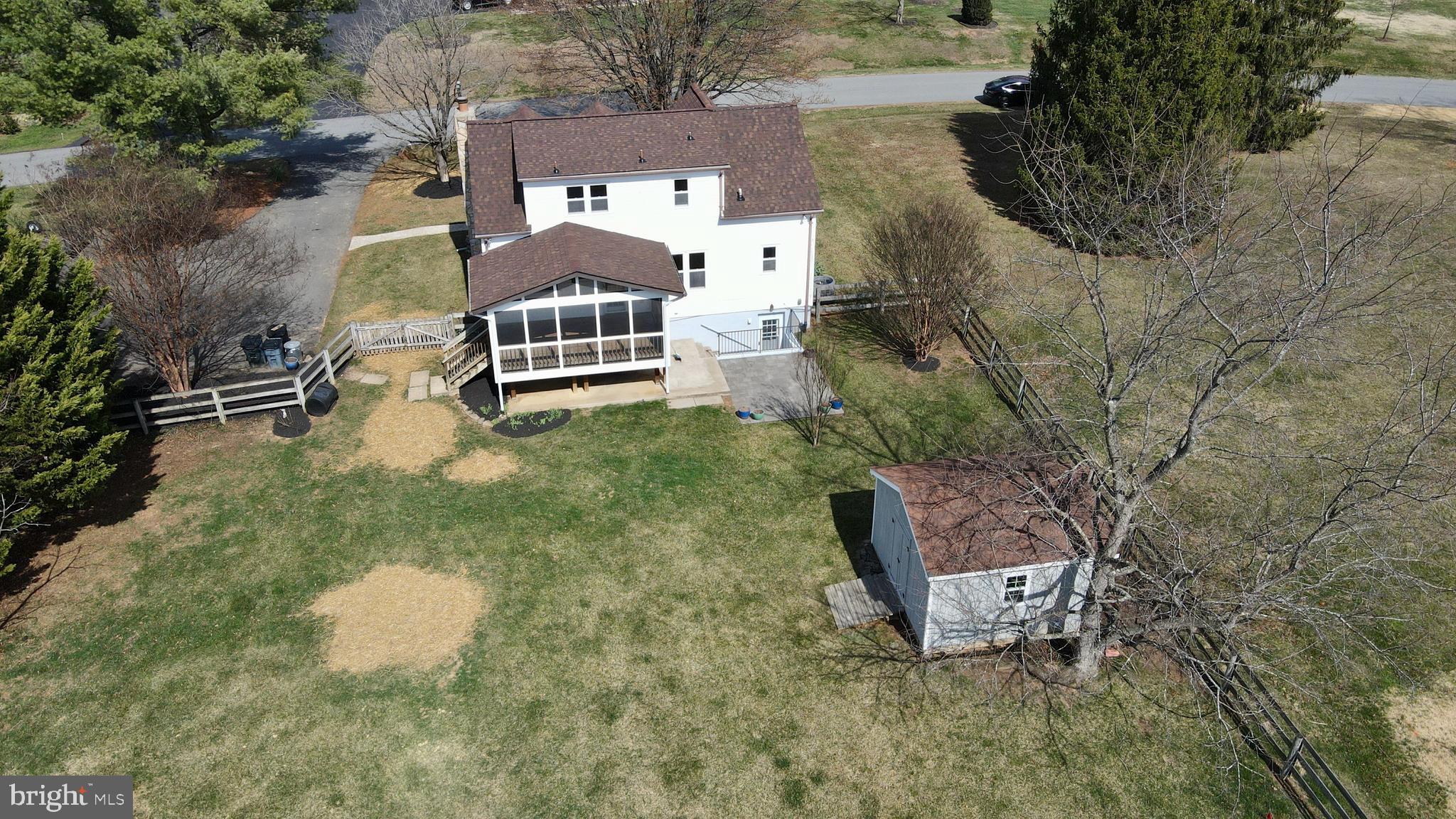 HAMILTON ACRES - Residential