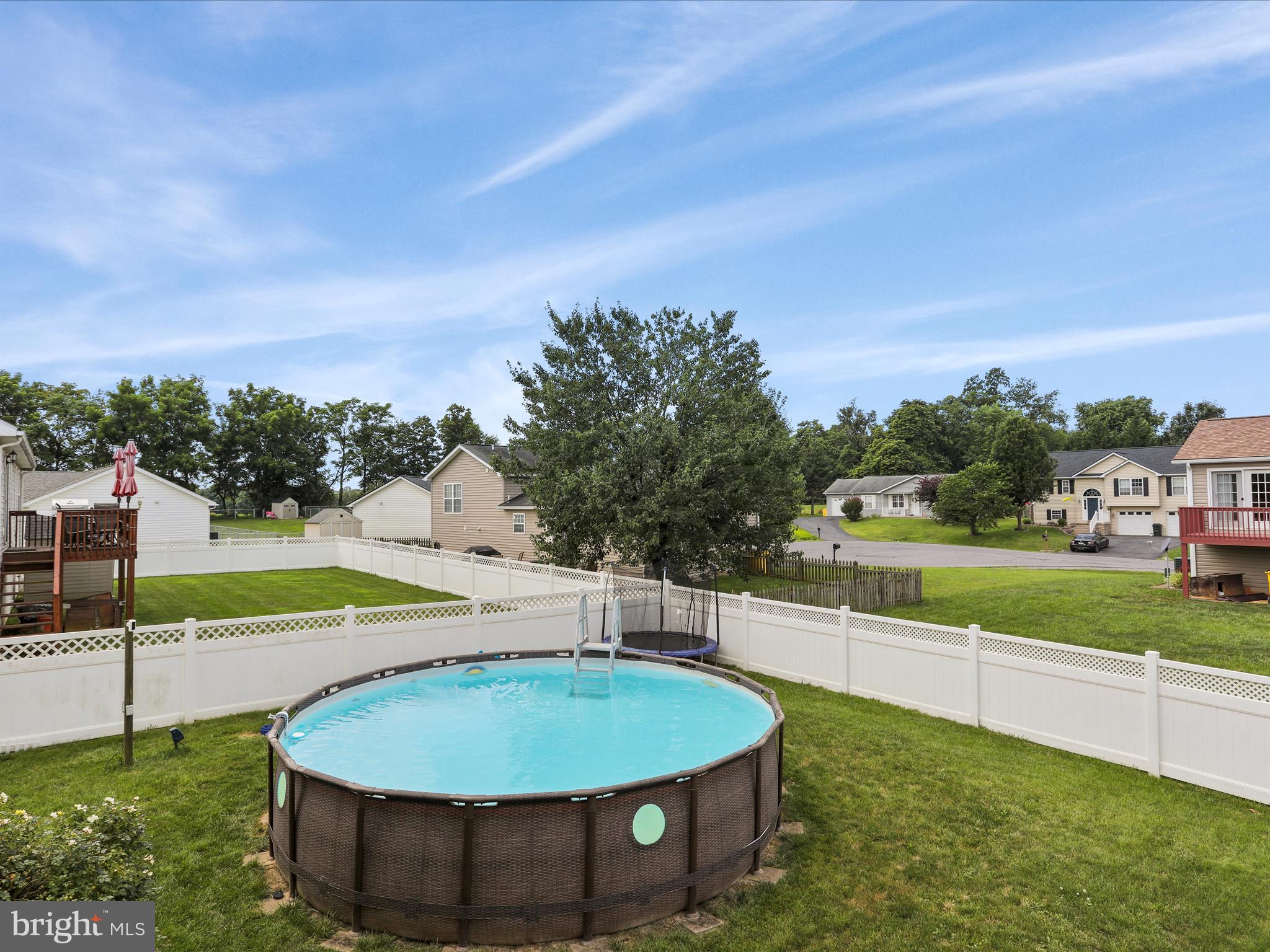 RIDGEFIELD - Residential