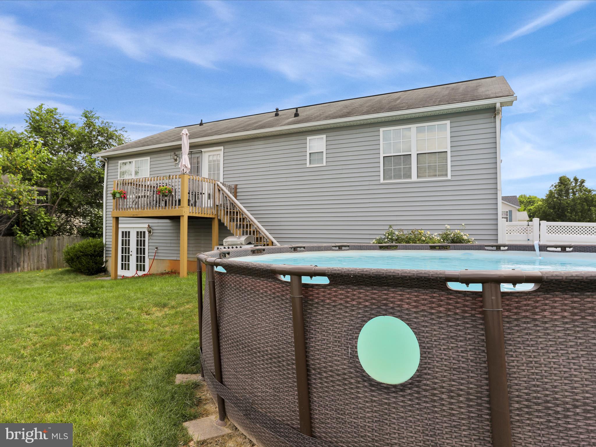 RIDGEFIELD - Residential