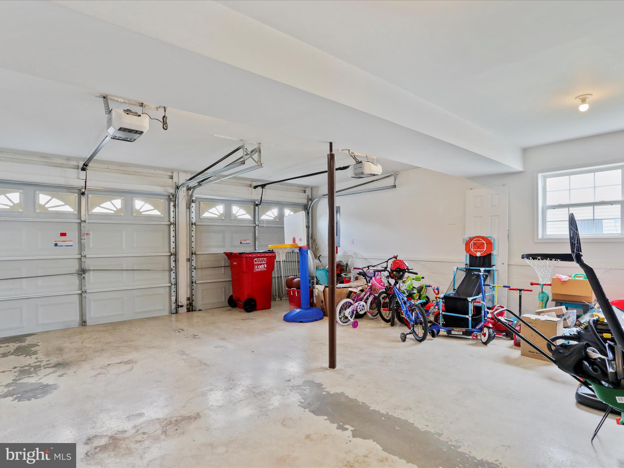 RIDGEFIELD - Residential