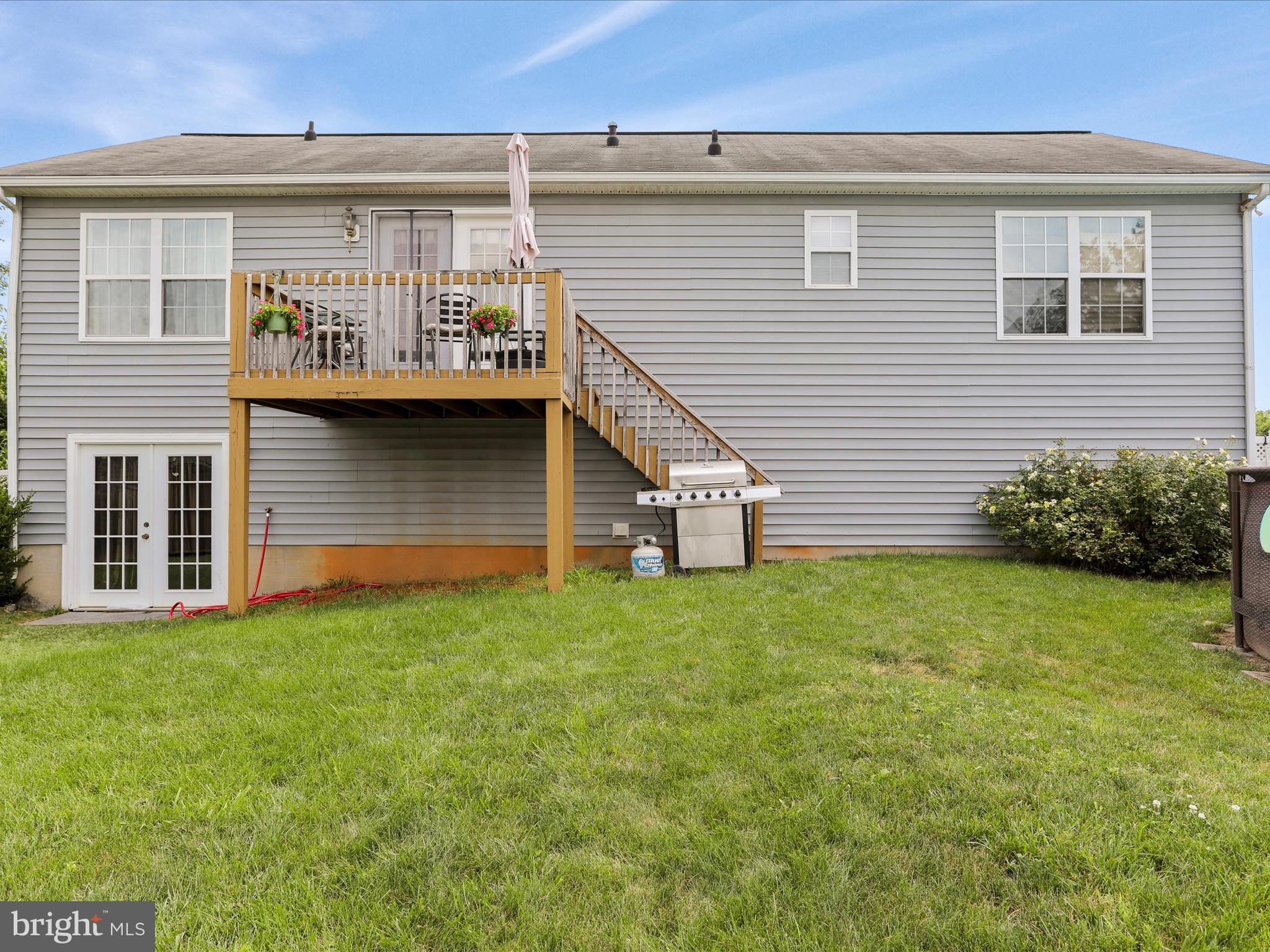 RIDGEFIELD - Residential