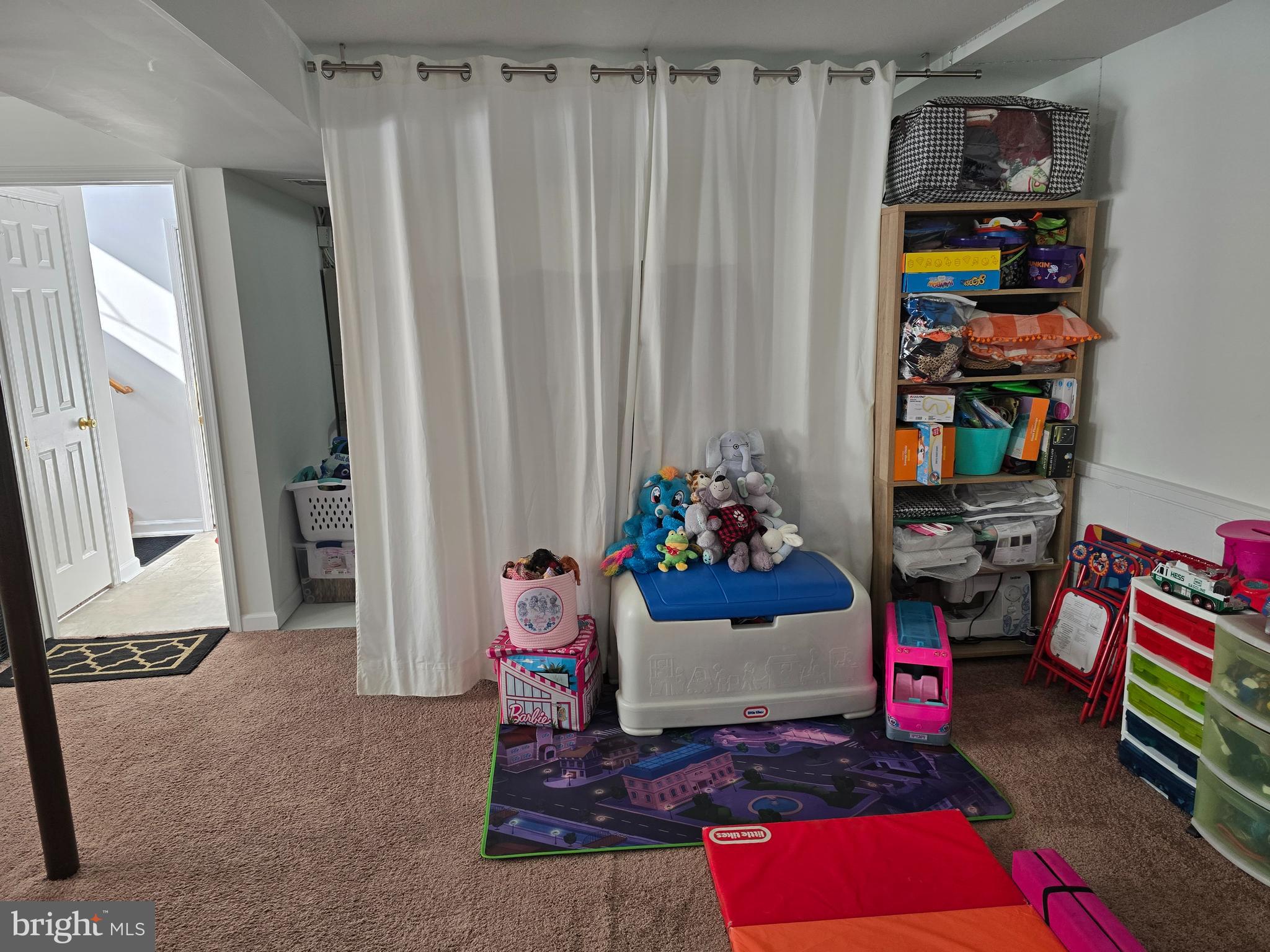 RIDGEFIELD - Residential