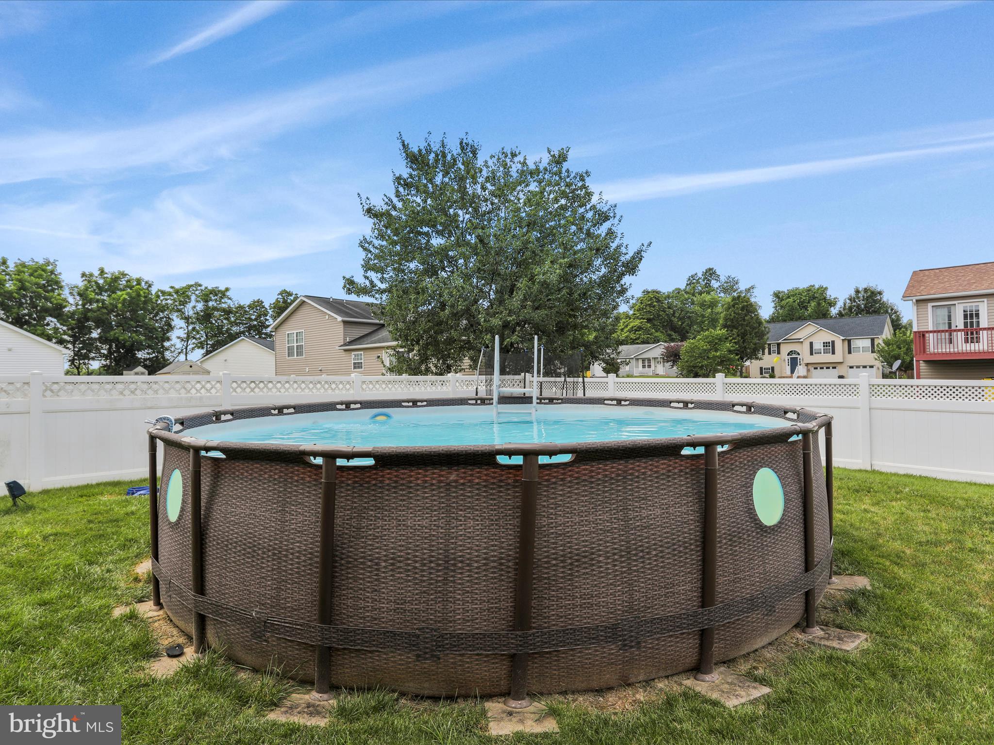 RIDGEFIELD - Residential