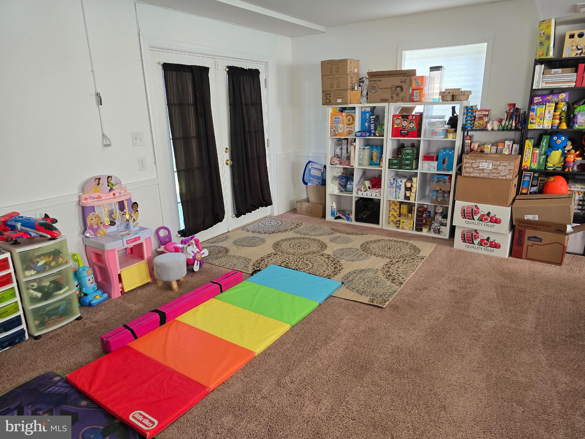 RIDGEFIELD - Residential