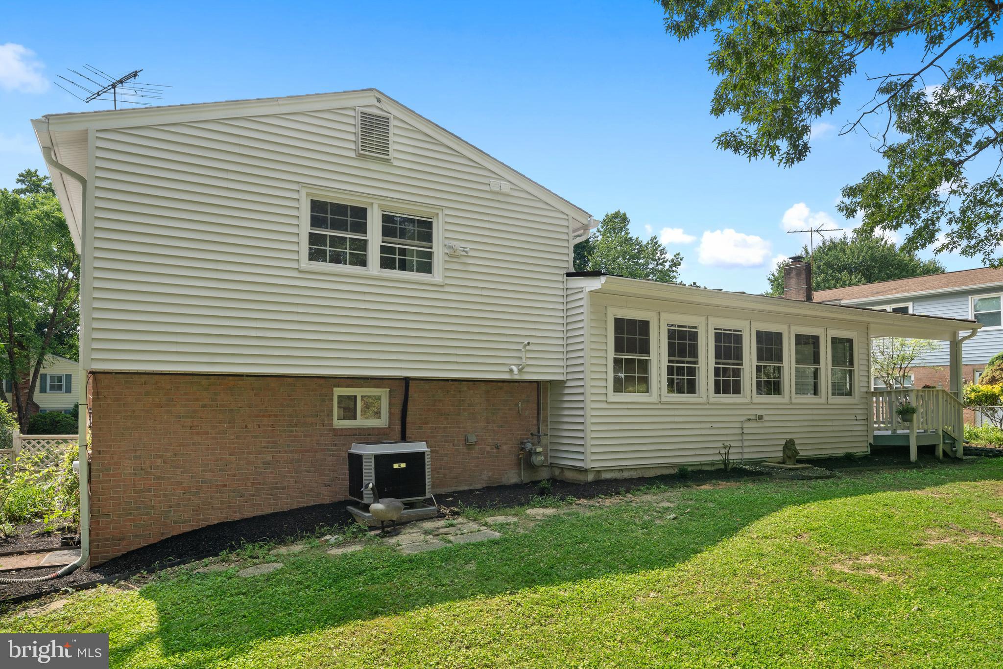 ROLLING VALLEY - Residential