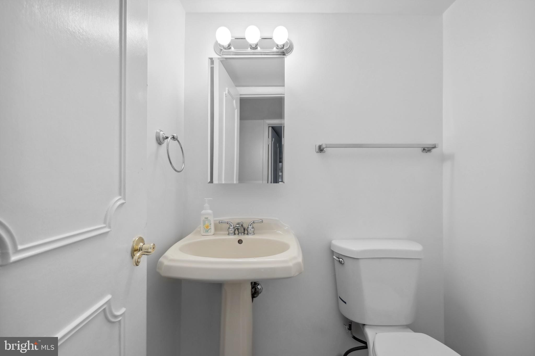 ROLLING VALLEY - Residential