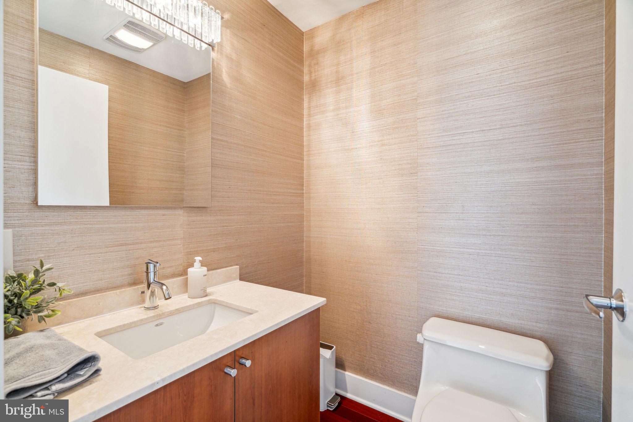 WASHINGTON SQ WEST - Residential