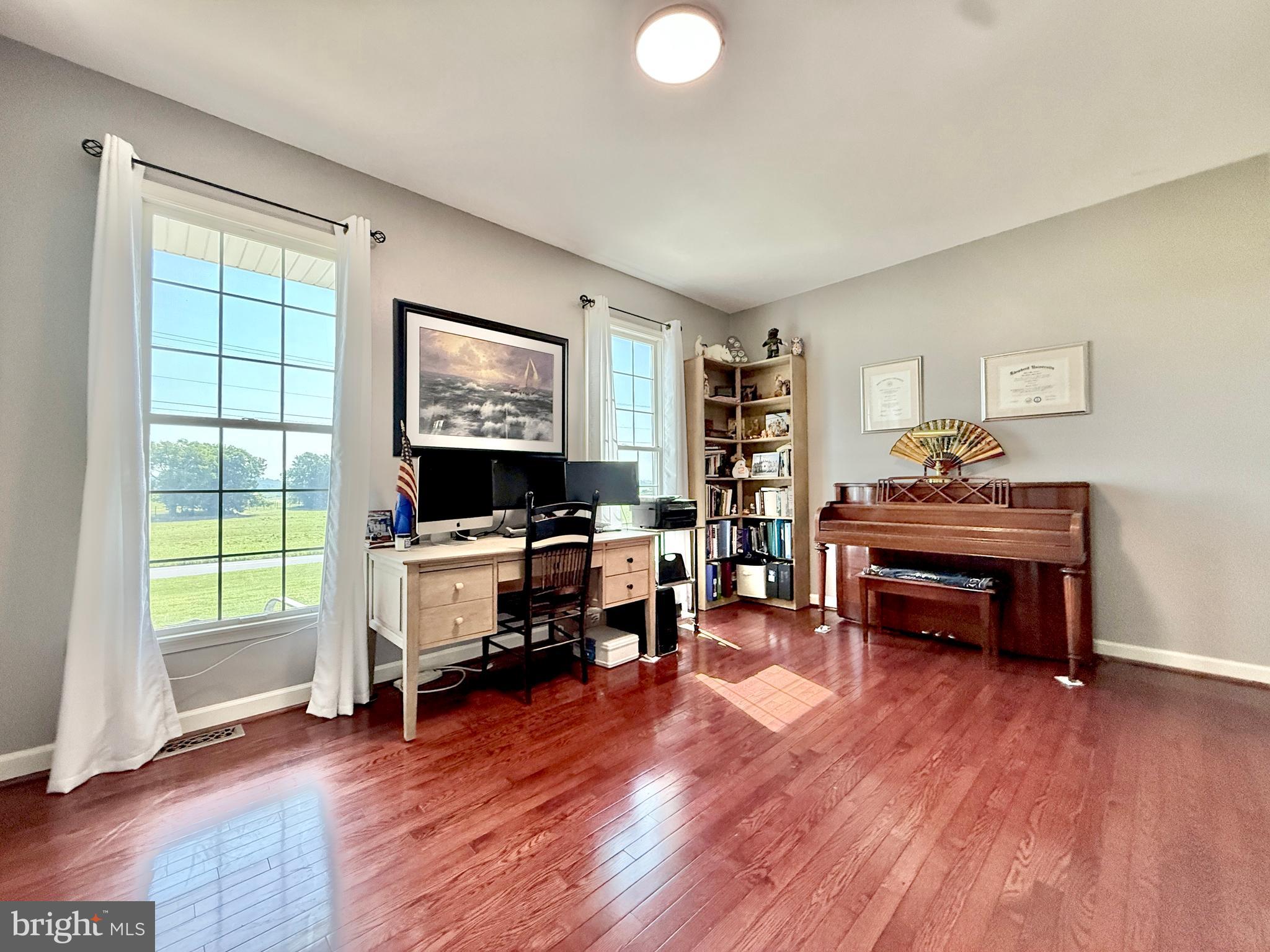 EAGLE RIDGE - Residential