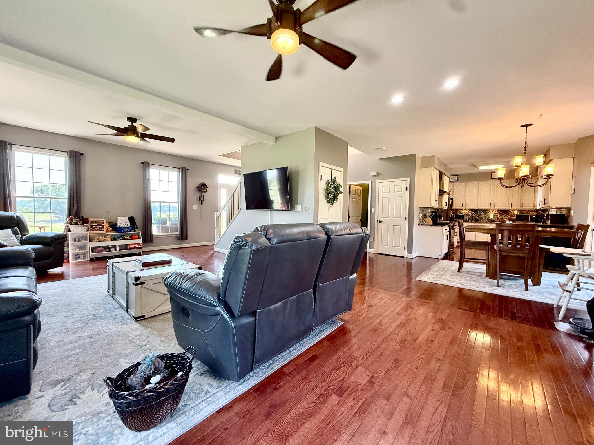 EAGLE RIDGE - Residential