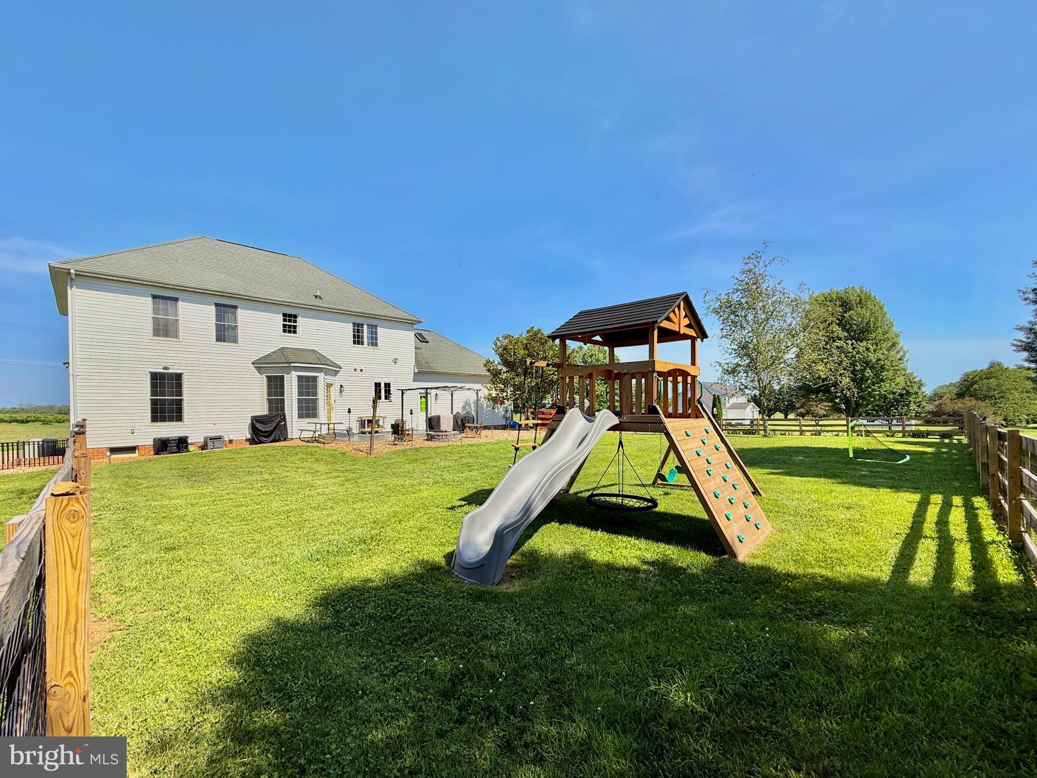 EAGLE RIDGE - Residential