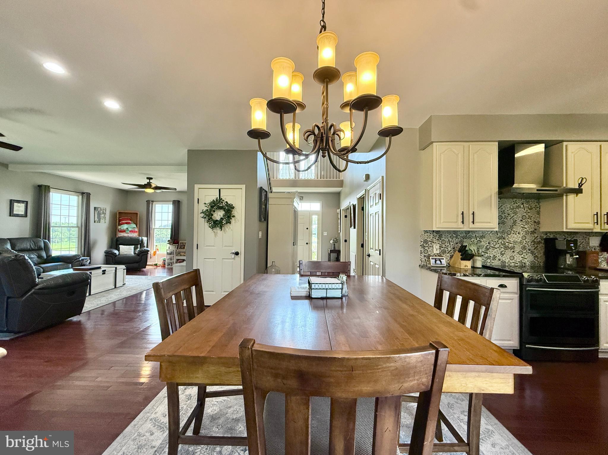 EAGLE RIDGE - Residential