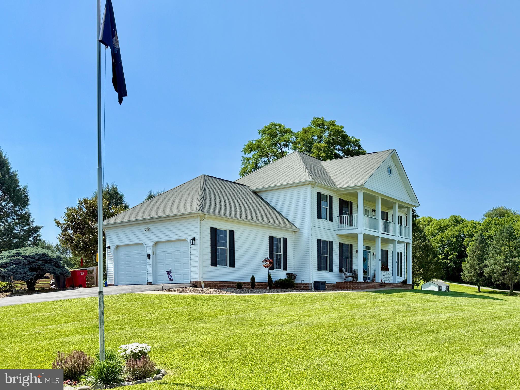 EAGLE RIDGE - Residential