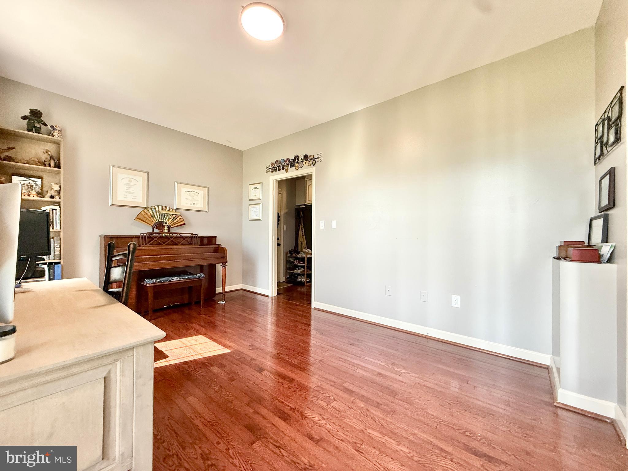 EAGLE RIDGE - Residential