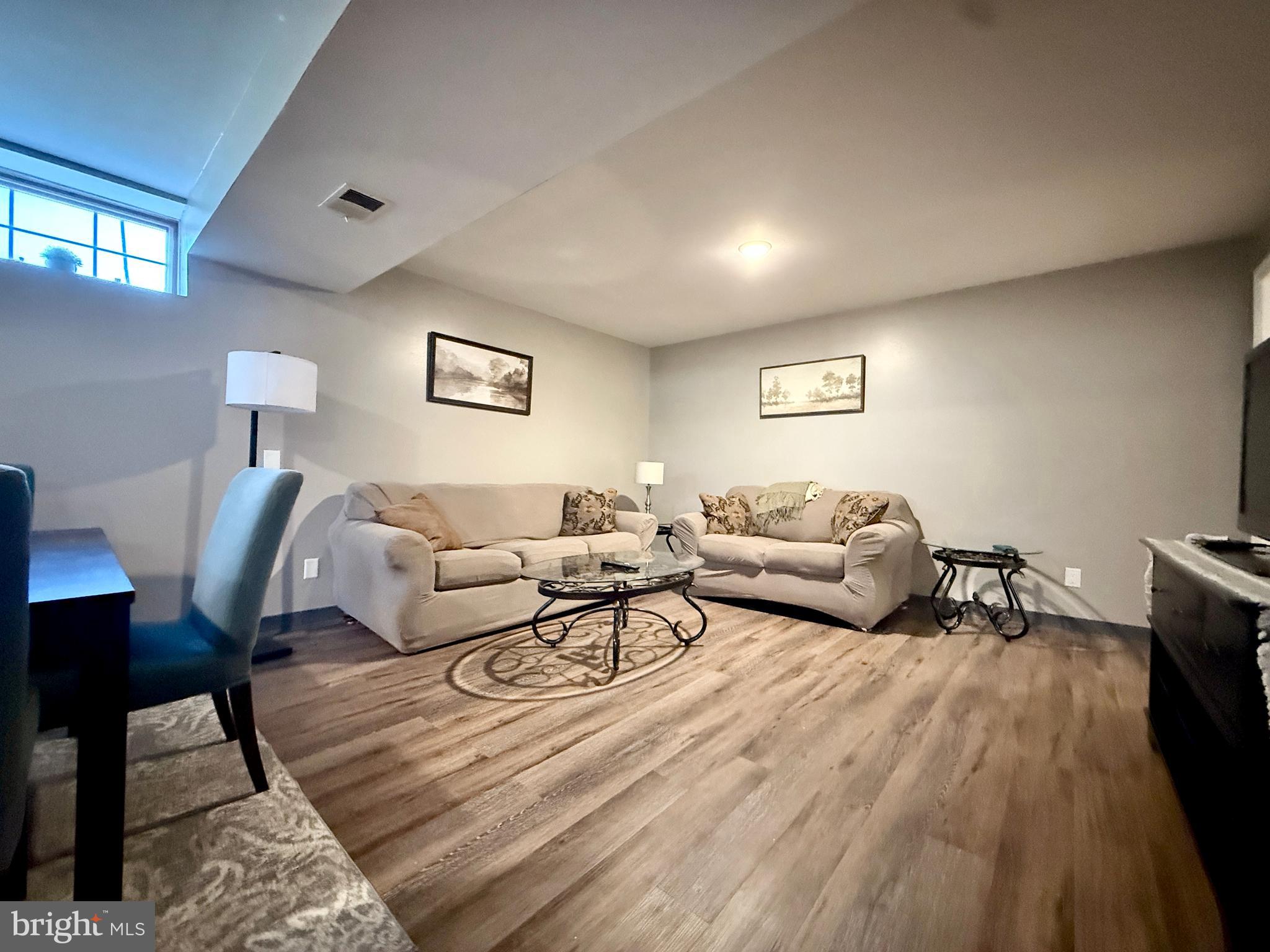 EAGLE RIDGE - Residential