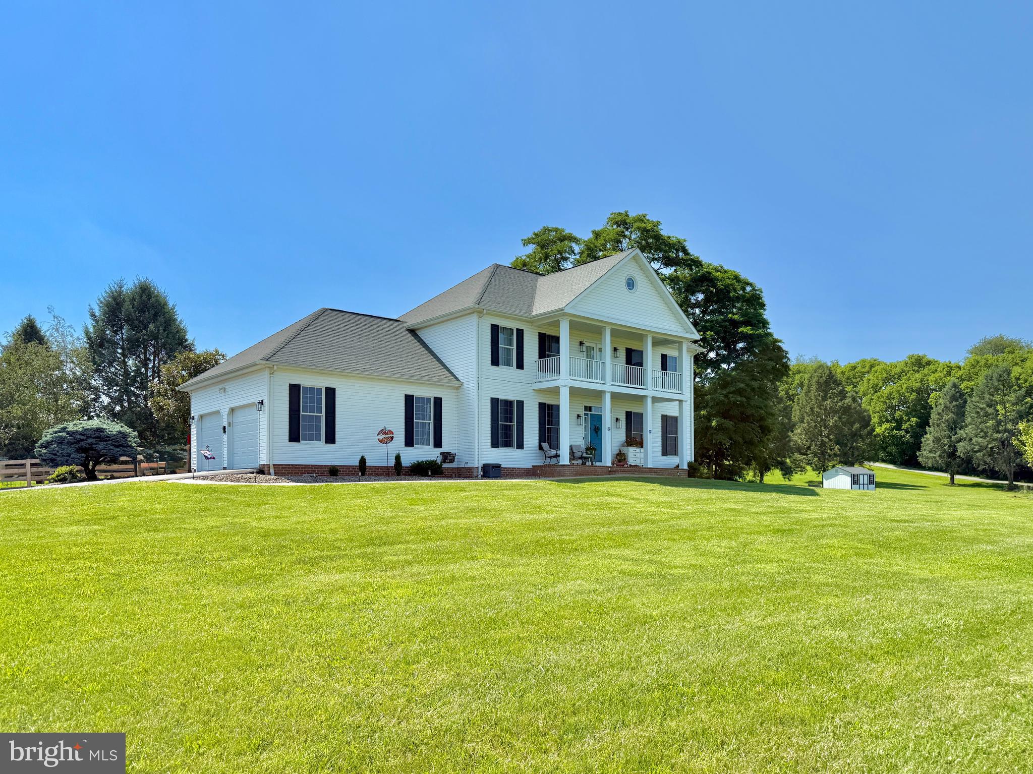 EAGLE RIDGE - Residential