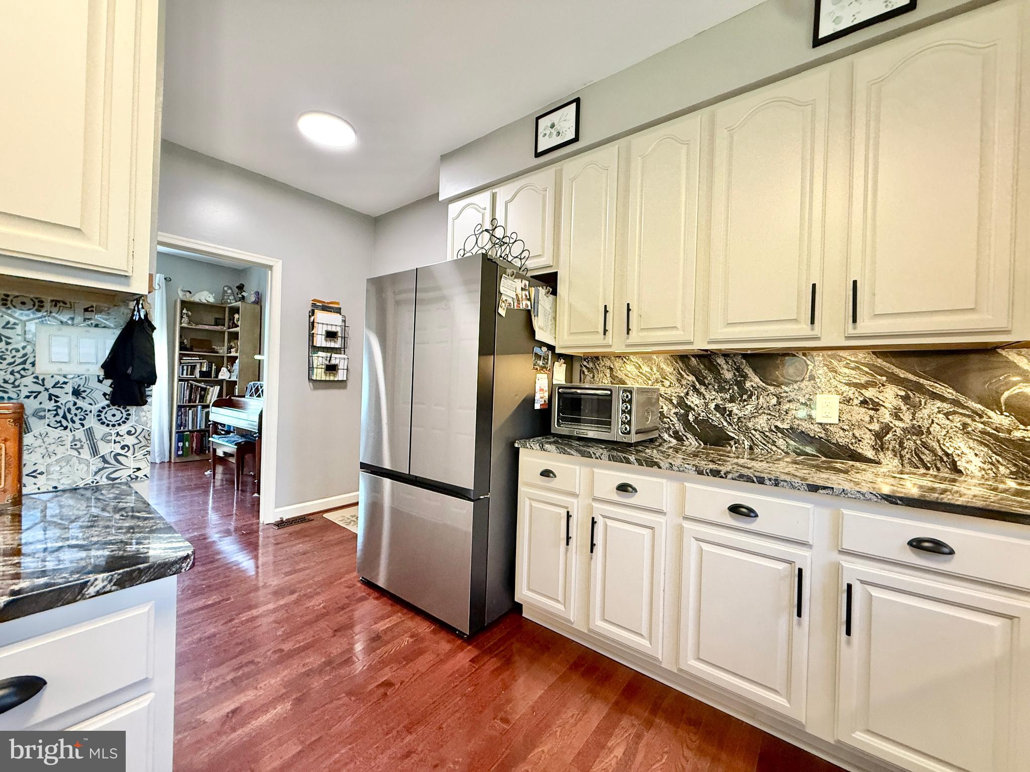 EAGLE RIDGE - Residential