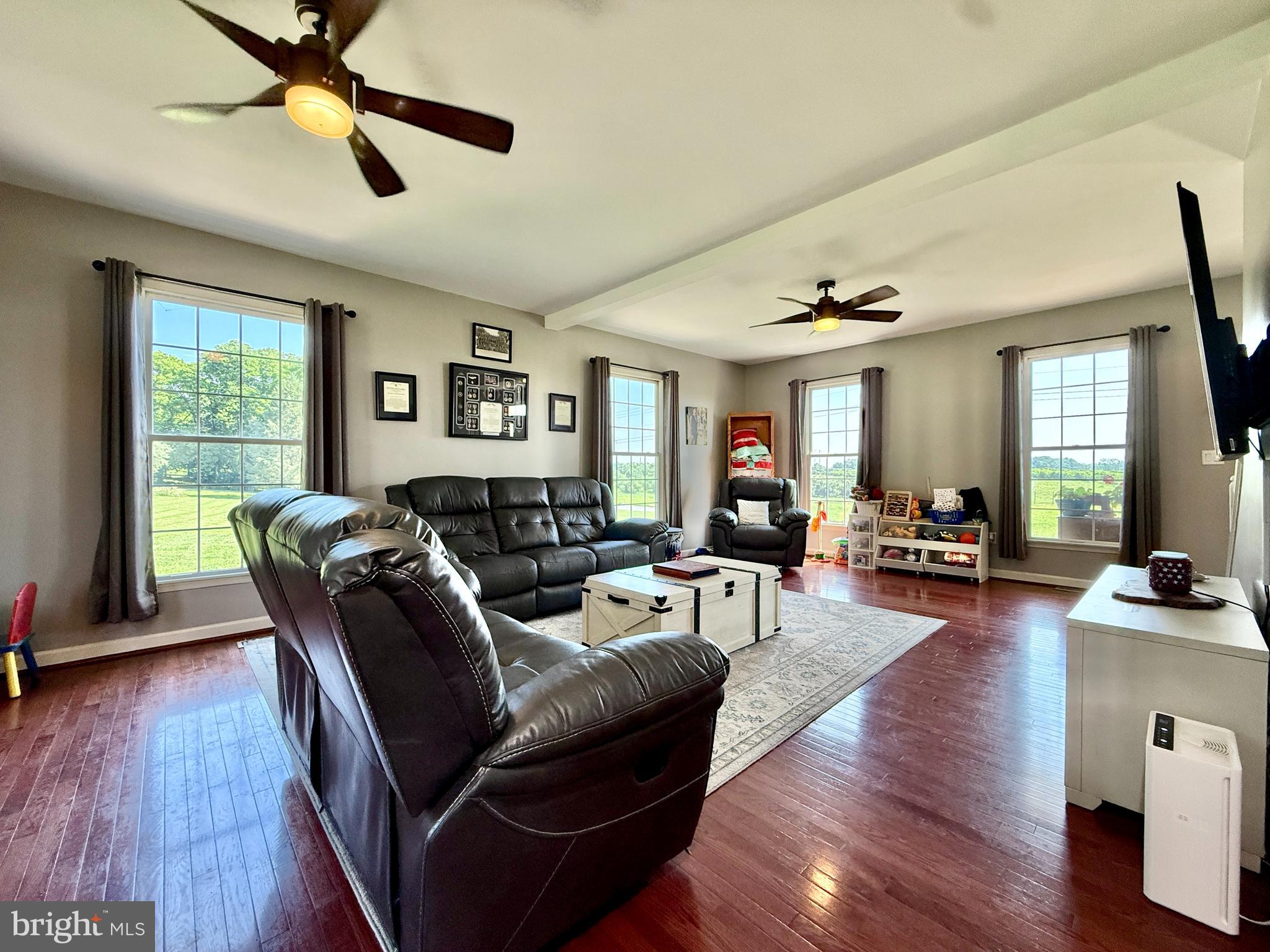 EAGLE RIDGE - Residential