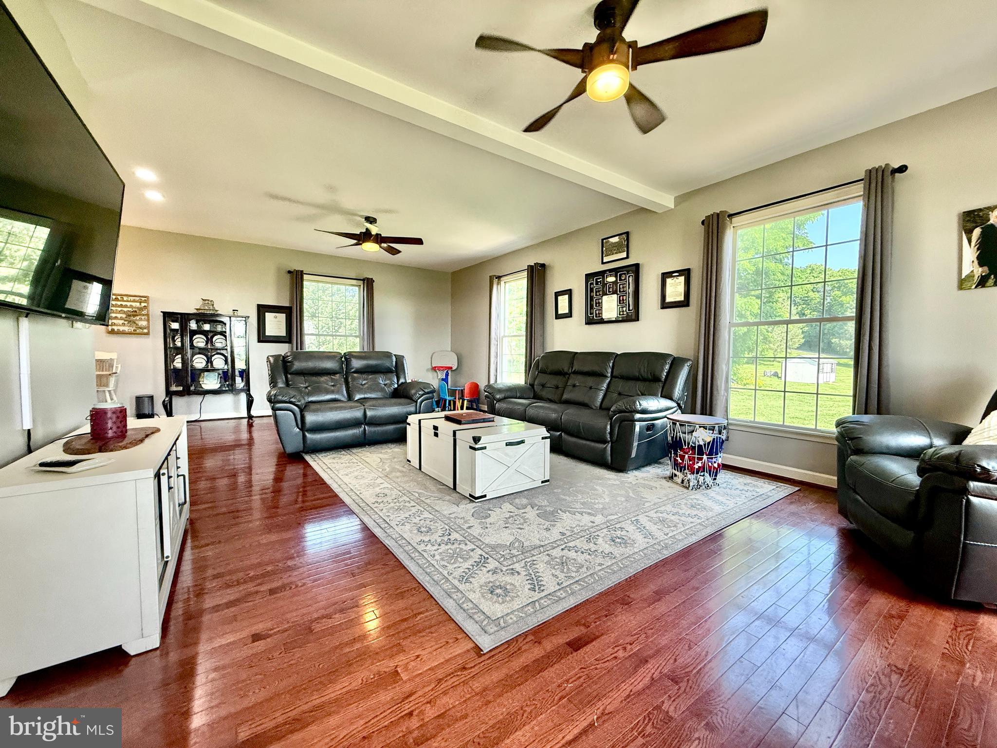 EAGLE RIDGE - Residential