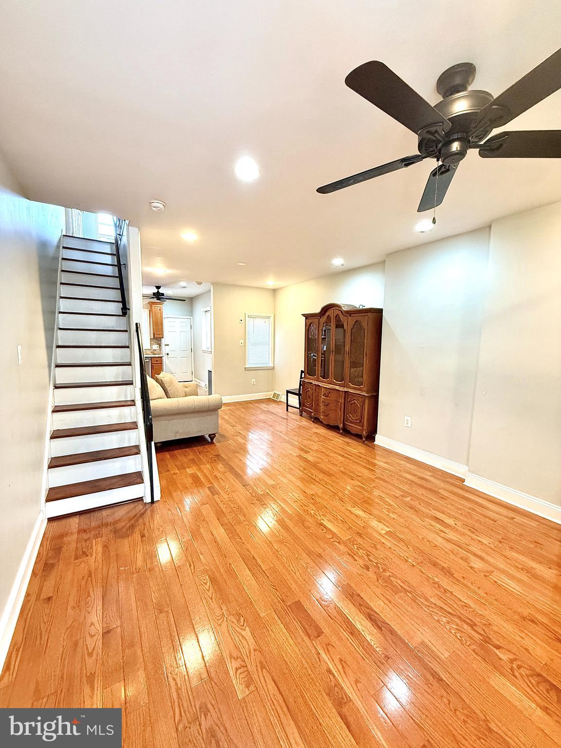 2207 S HEMBERGER STREET