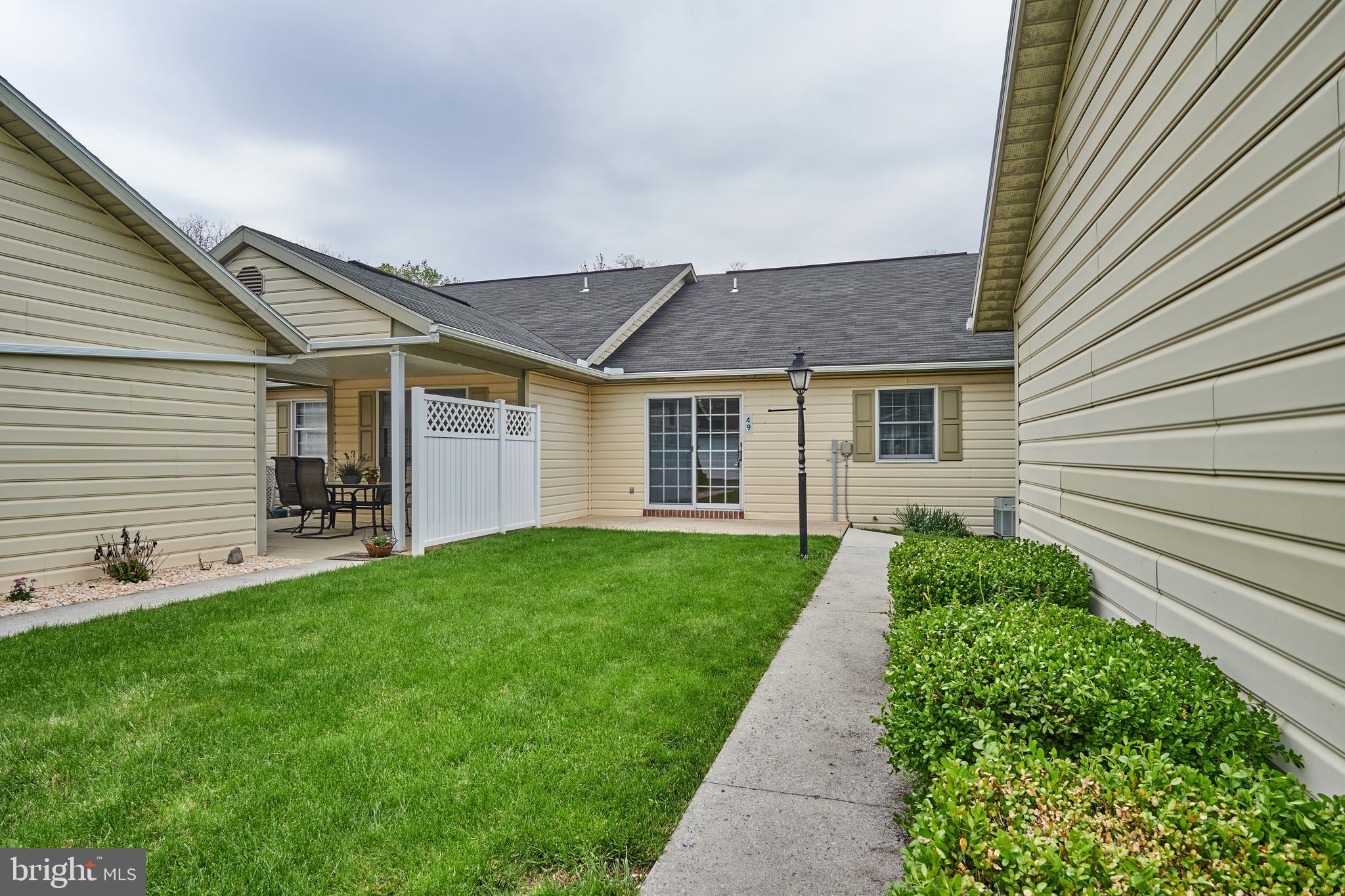 STRAWBERRY COURT - Residential