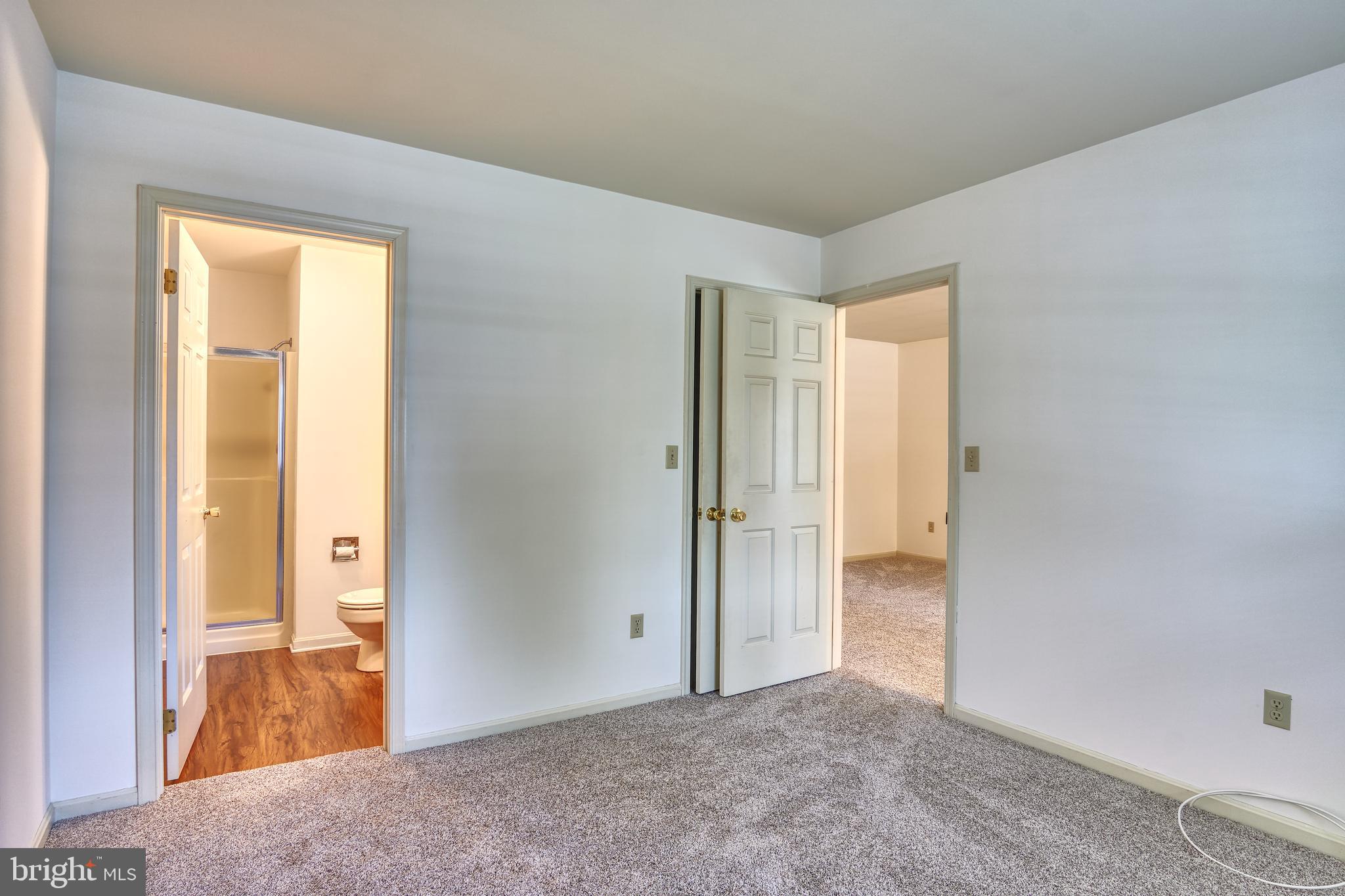 STRAWBERRY COURT - Residential
